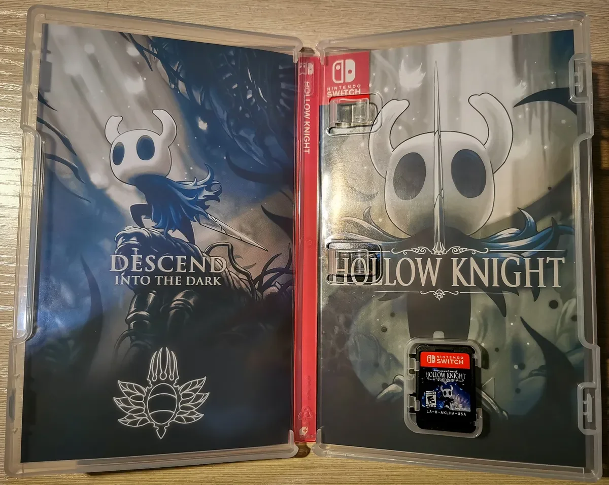 Hollow Knight Collector's Edition w/ Metal Brooch Nintendo Switch